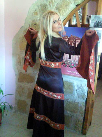 Ilaria Dei si è trasferita a vivere e lavorare in Giordania a Petra